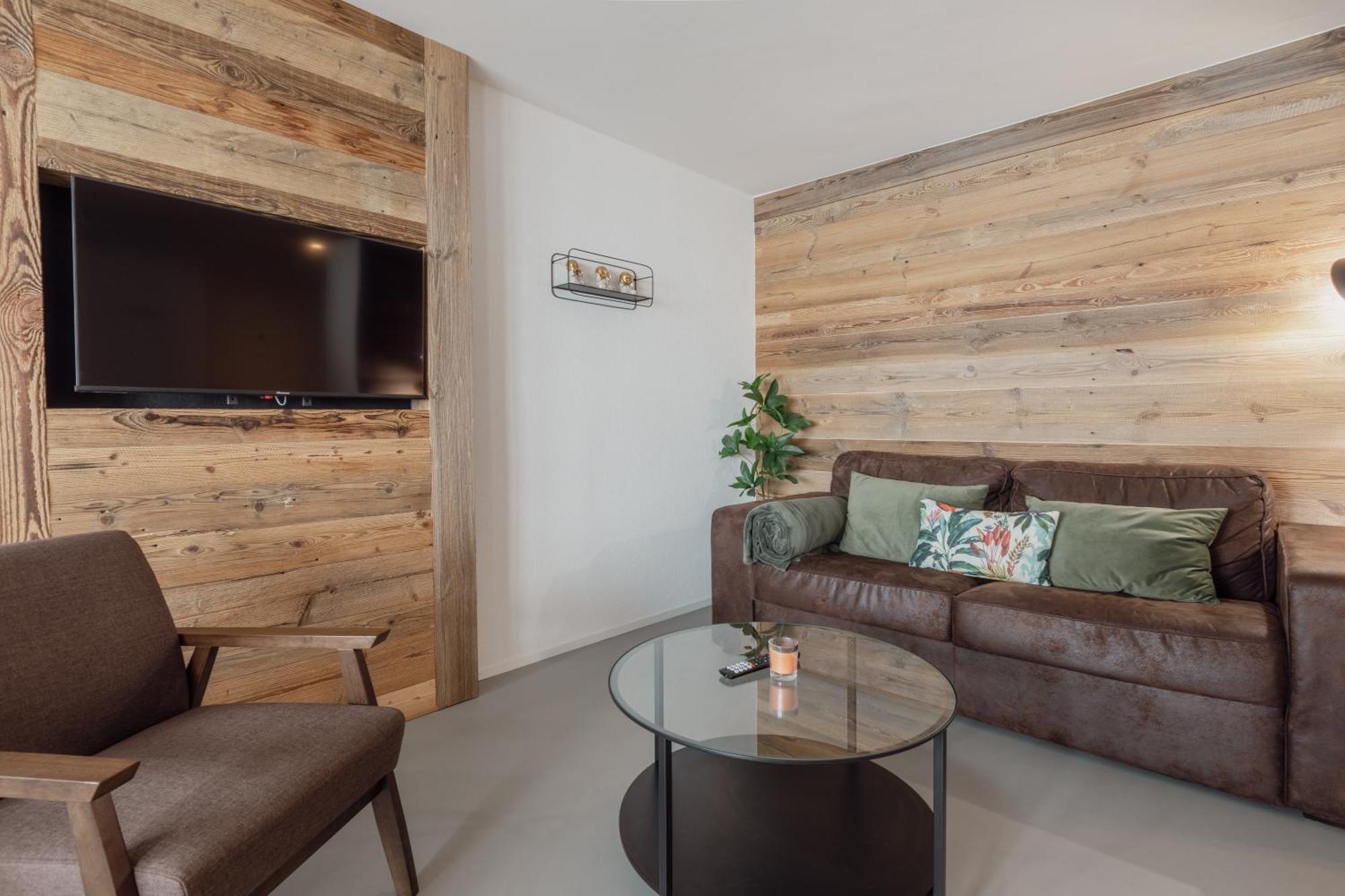 Magnifique Appartement Proche Du Centre クラン エクステリア 写真