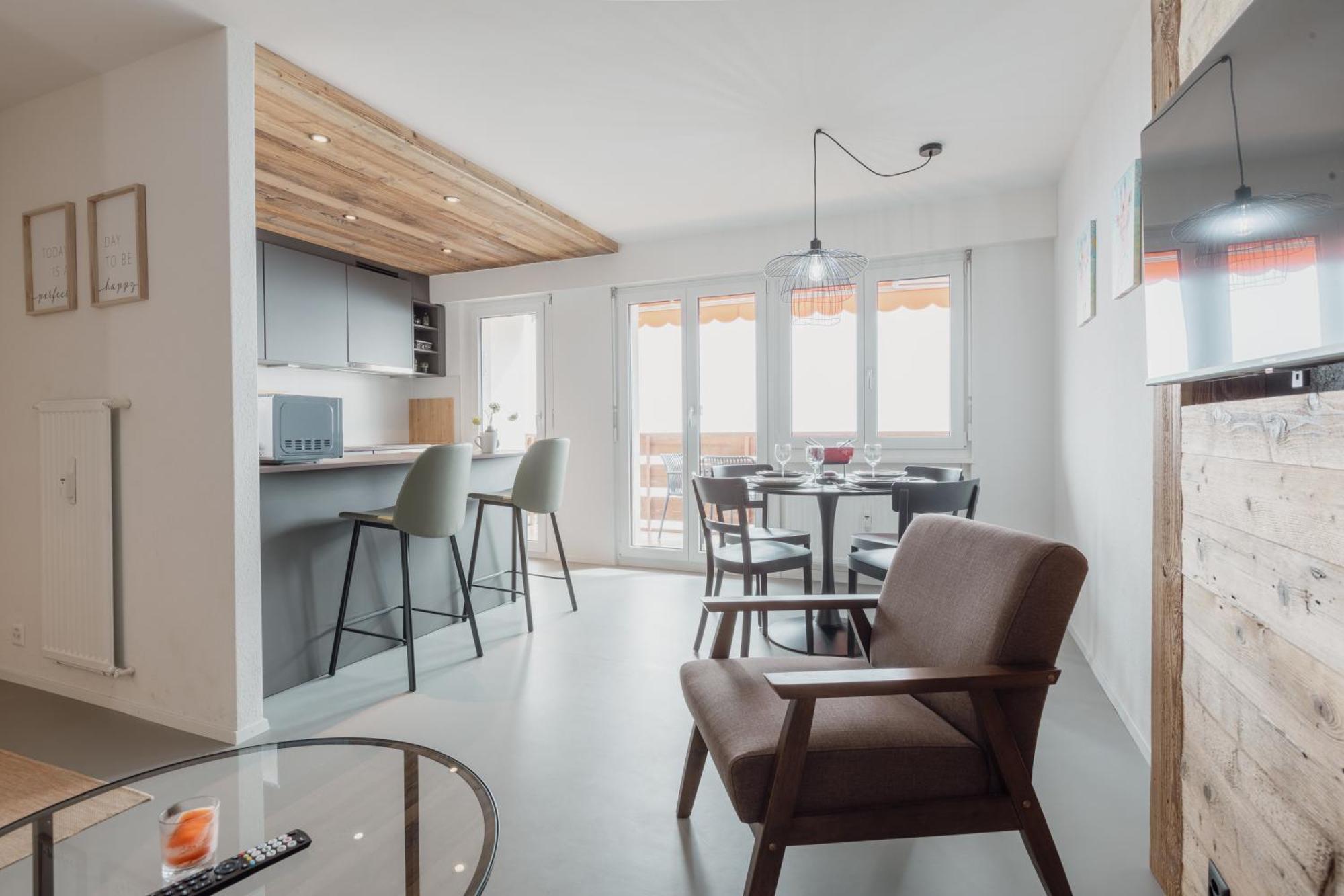 Magnifique Appartement Proche Du Centre クラン エクステリア 写真